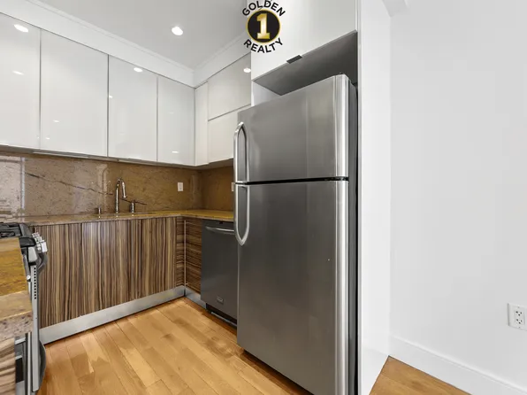 29-11 12th Street image 1 of 23