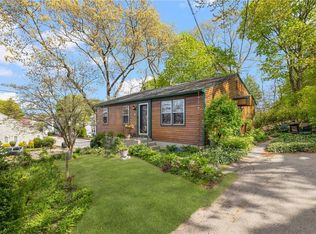 4 Rhodes St, Pawtucket, RI 02860