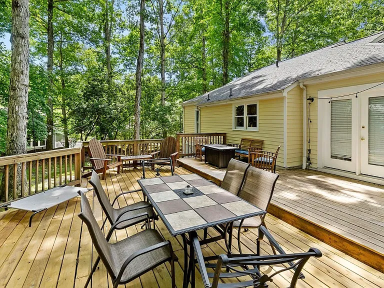 5613 Woods Walk Rd — Photo 20