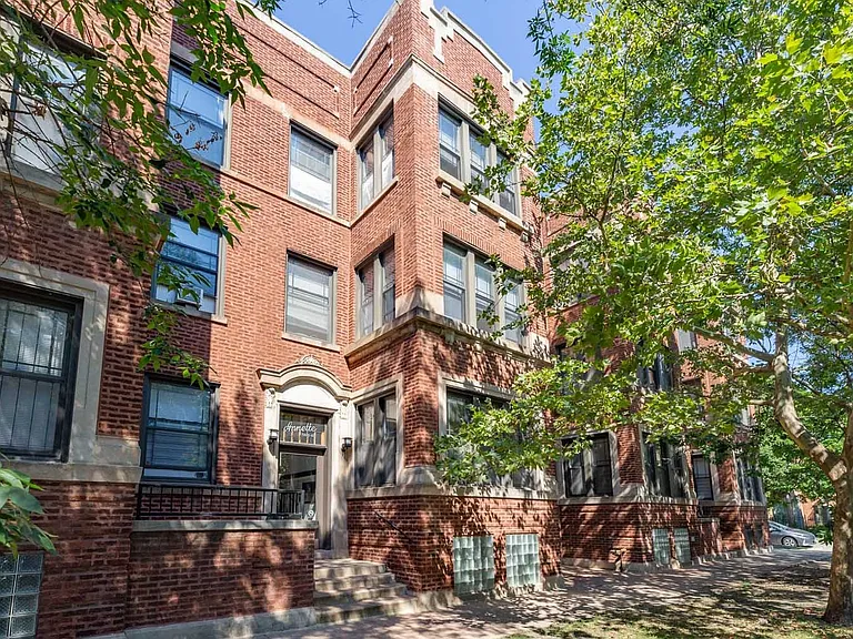 5452 S. Ellis Avenue — Photo 6