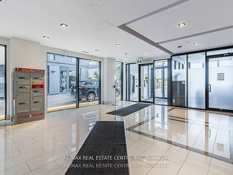 5240 Dundas St #B314 — Photo 34