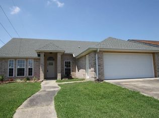 7300 Ebbtide Dr, New Orleans, LA 70126