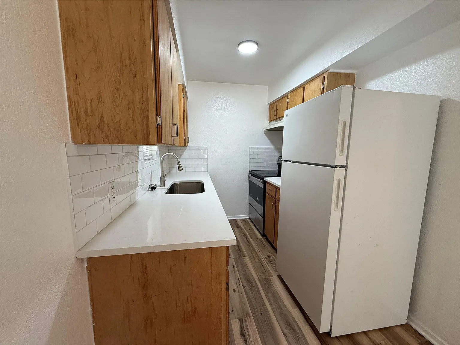 2 bed, 1.0 bath, 624 sqft, $1,400 — Photo 3