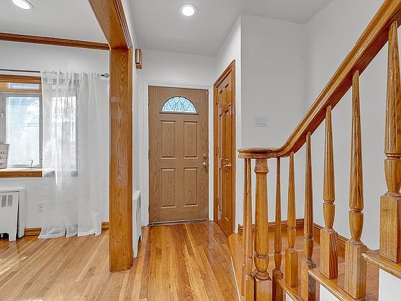 2nd image of 15043 21st Ave