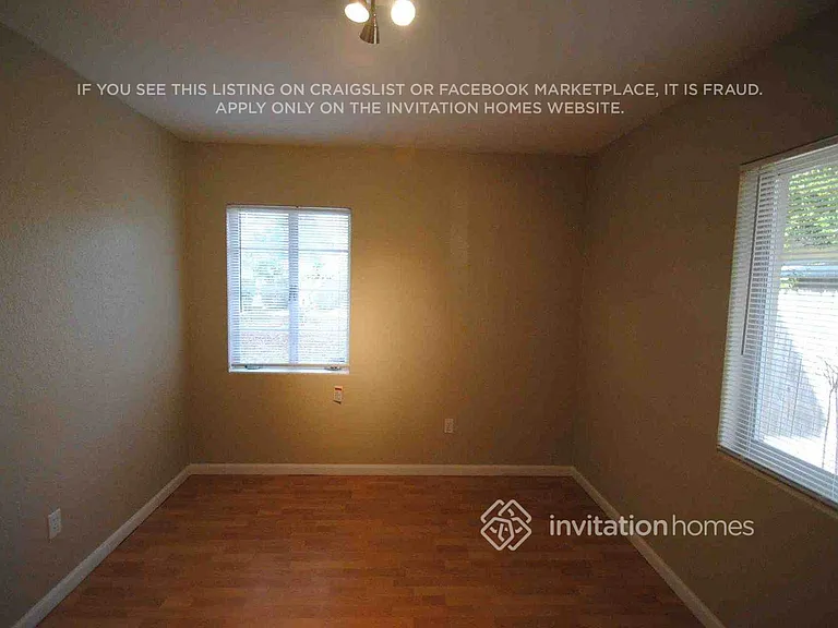 210 S Comet Ave — Photo 6