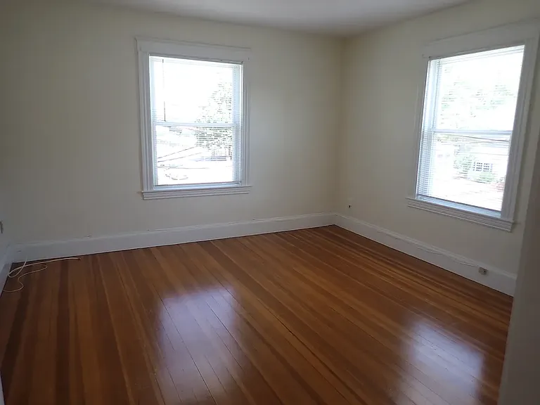 265 Ash St #2 — Photo 6