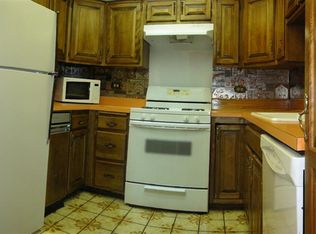 90 Washington Blvd, Hoffman Estates, IL 60169