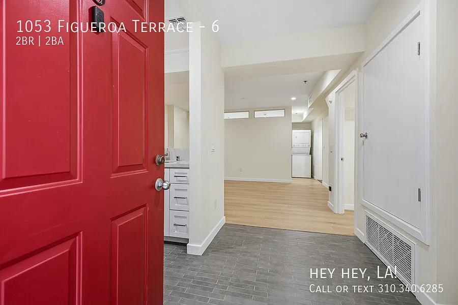 Modern Hillside Apartment | 2 Bed | 2 Bath | Parking | Central Air | Victor Heights | Echo Park |... — Photo 3