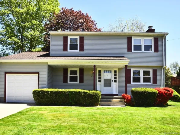 209 Daniel Road, Hamden, CT 06517