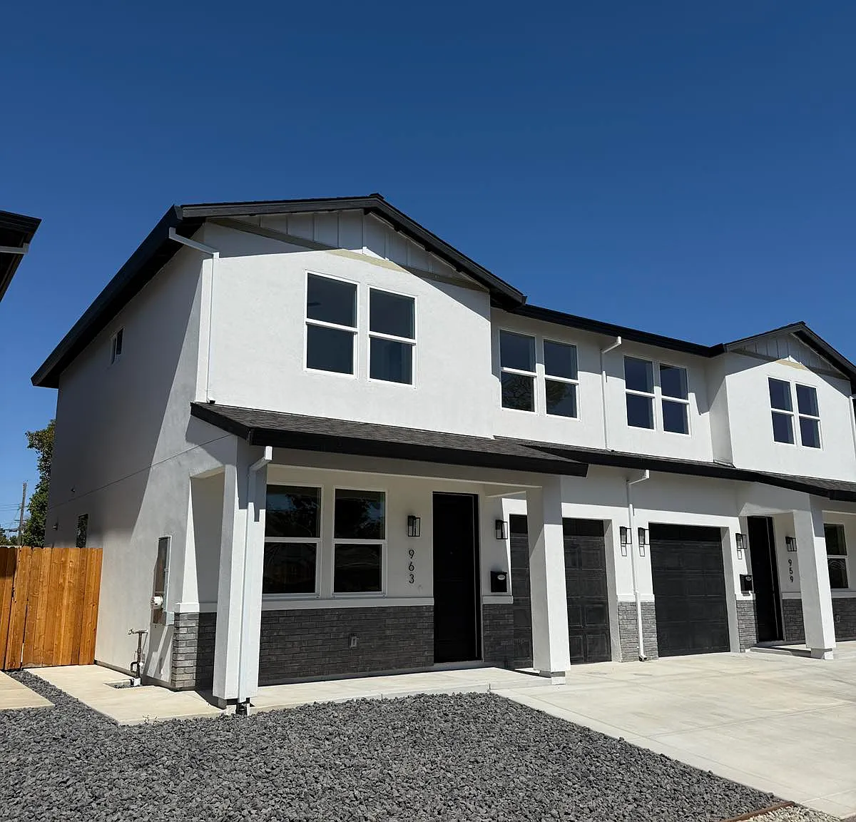 963 Olive Branch Pl — Photo 3