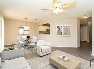 8525 Auburn Dr, Fort Worth, TX 76123