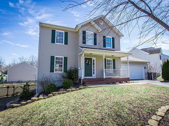 3rd image of 9523 Hickory Hill Dr