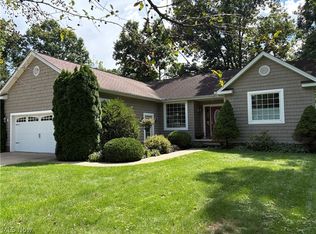 197 Ashtabula Pt, Roaming Shores, OH 44084