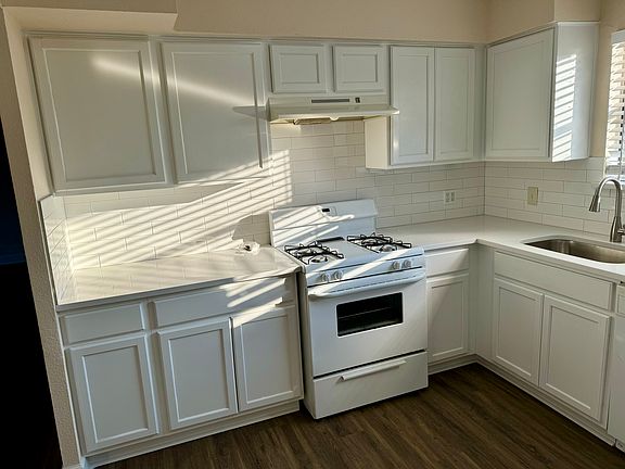 4th image of 5601 Pinon Vista Dr