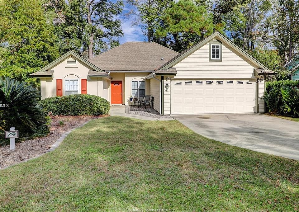 1st image of 29 Chinaberry Cir