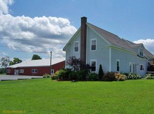 176 Puddledock Rd, Corinth, ME 04427