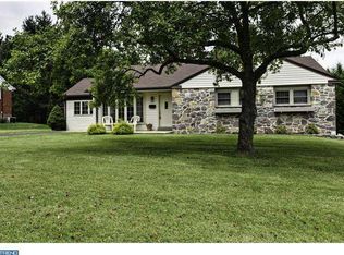 304 Langford Rd, Broomall, PA 19008