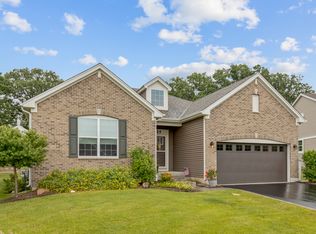 1125 Black Cherry Dr, Crystal Lake, IL 60012
