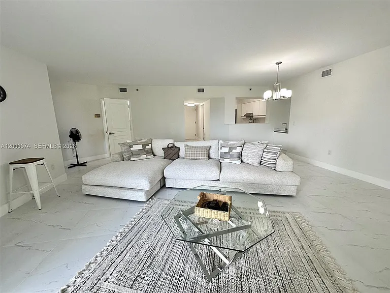 8925 Collins Ave #2J — Photo 11