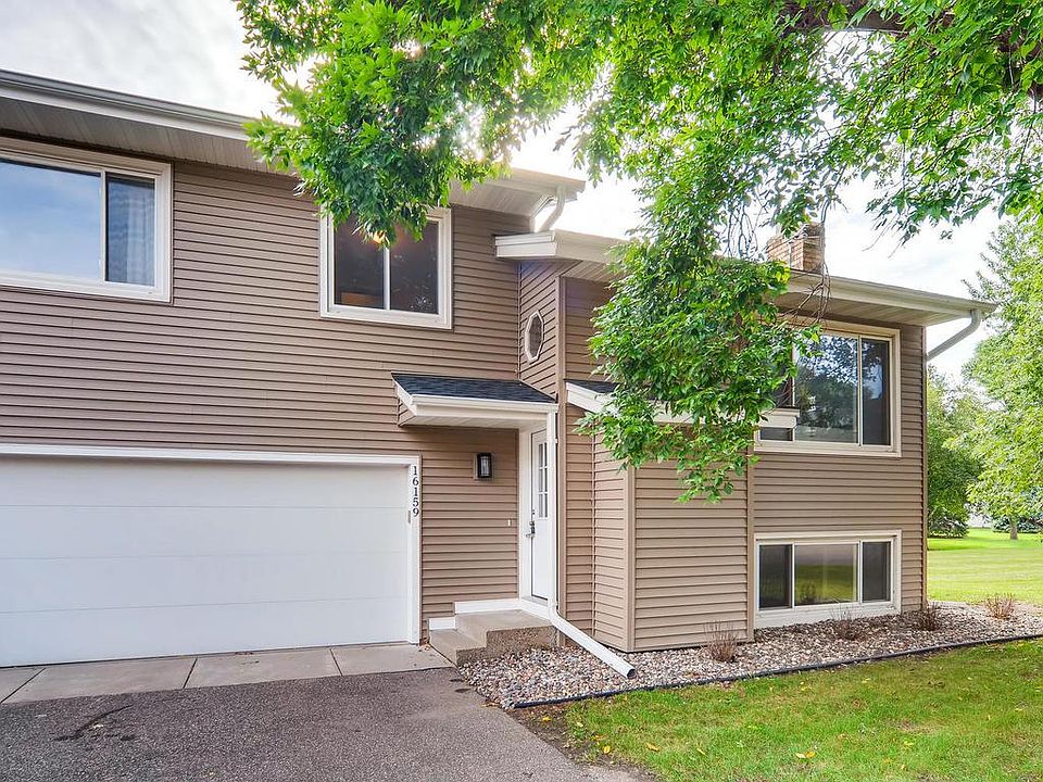 1st image of 16159 Flagstaff Ct S