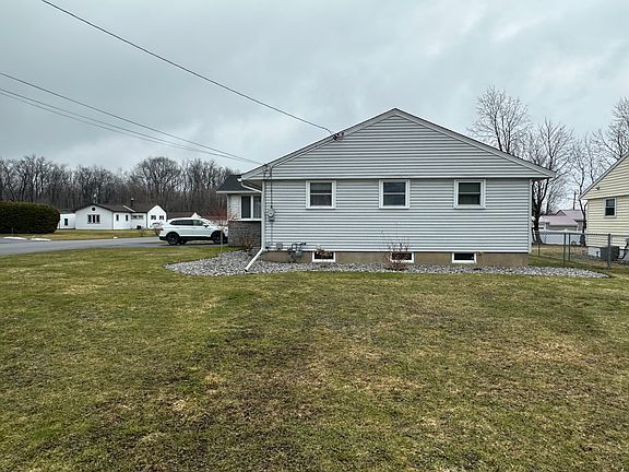 2nd image of 400 Deerfield Dr E