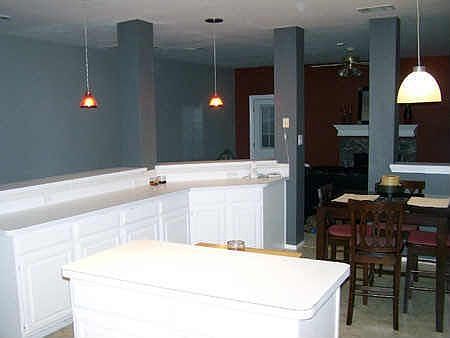 5th image of 1404 W Hamilton Cir