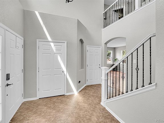 5th image of 10748 Troy Street