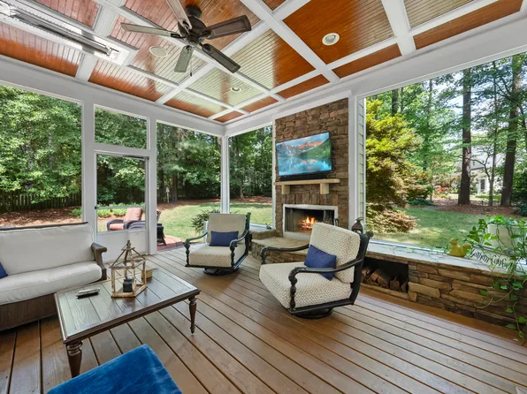 107 Ackworth Ct, Cary, NC 27519