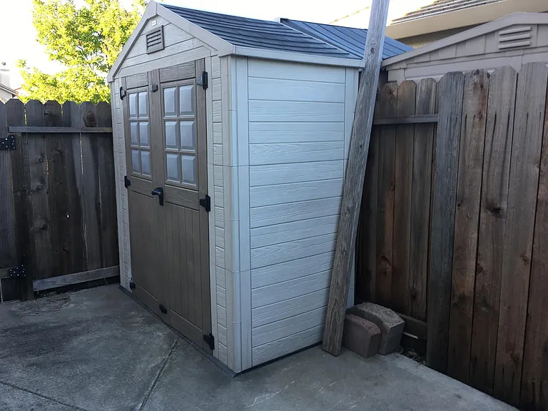 961 Celestine Cir — Photo 36