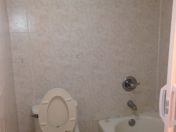 3rd image of 17021 N Bay Rd APT 107