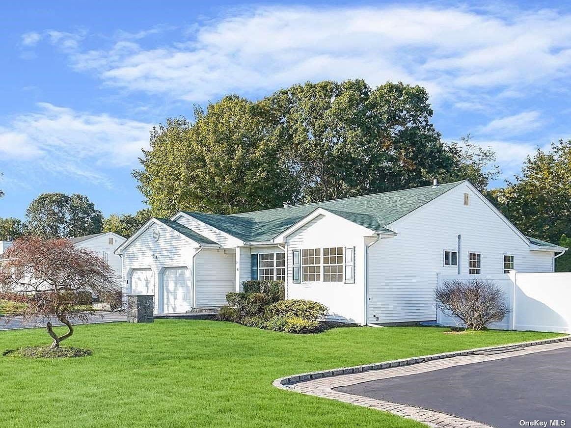 6 Cherry Lane, Medford, NY 11763 Zillow