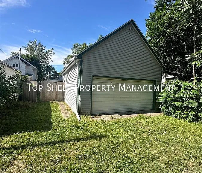 1629 Capitol Ave — Photo 3