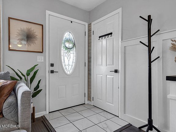 4th image of 1200 Pemberton Street