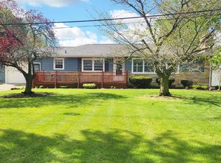 301 Rancho St, Eaton Rapids, MI 48827