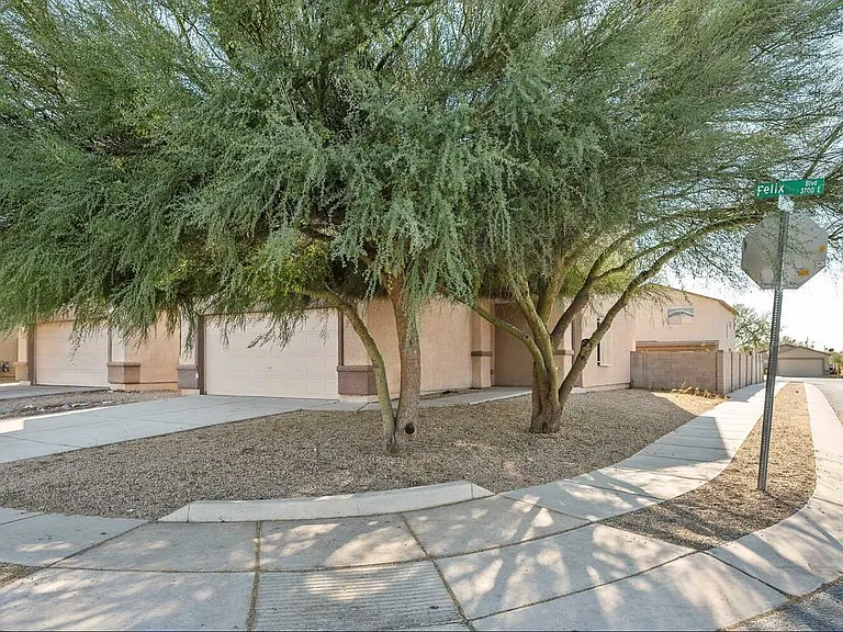 3776 E Felix Blvd — Photo 4