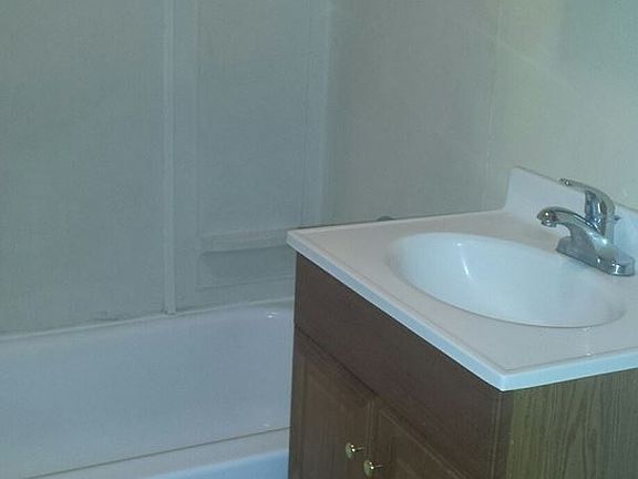 3rd image of 3907 Elmonte Ct