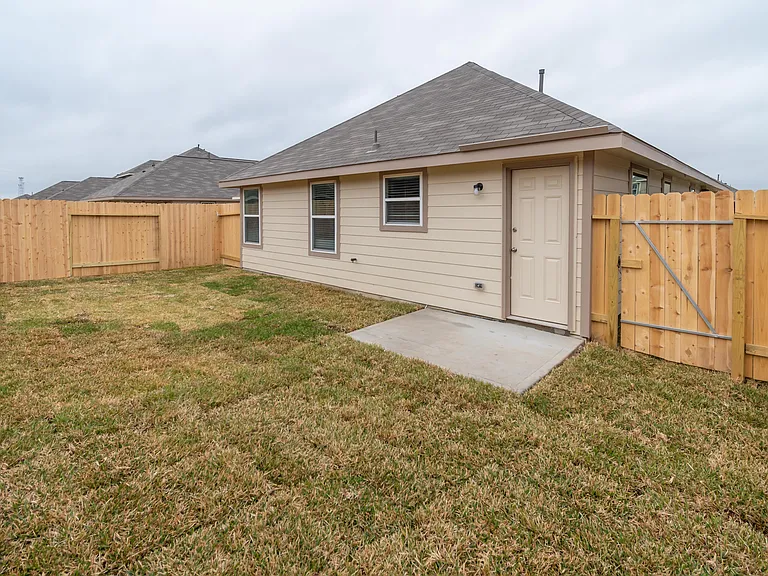 24315 Dolce Marina Ct — Photo 5