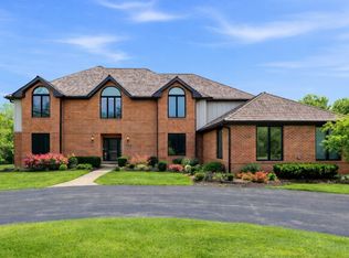 5212 Briarcrest Ln, Long Grove, IL 60047