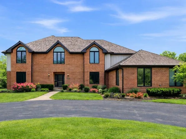 5212 Briarcrest Ln, Long Grove, IL 60047