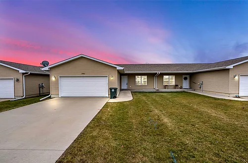 5480 Summerland Dr Photo 1