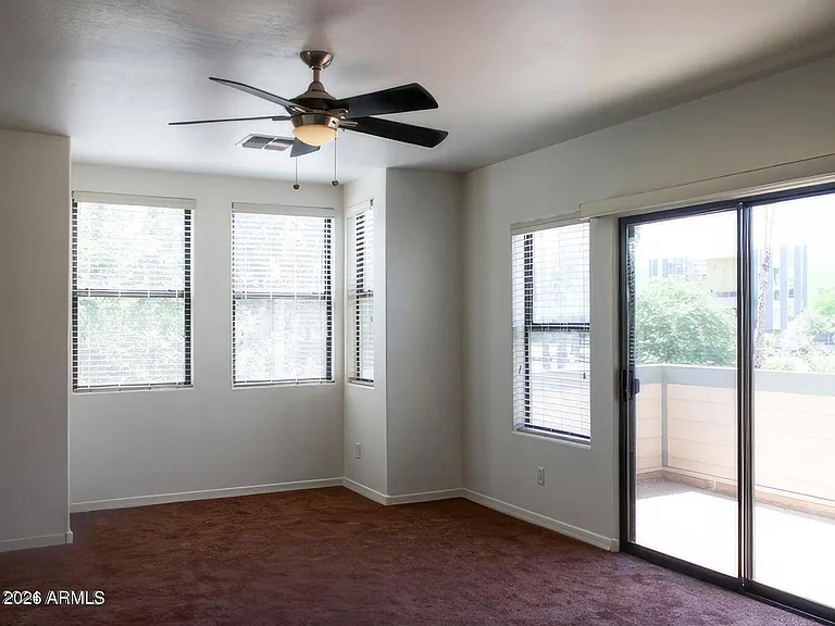 772 S Beck Ave — Photo 10