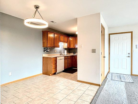 4th image of 1430 Wingo Turn APT 6