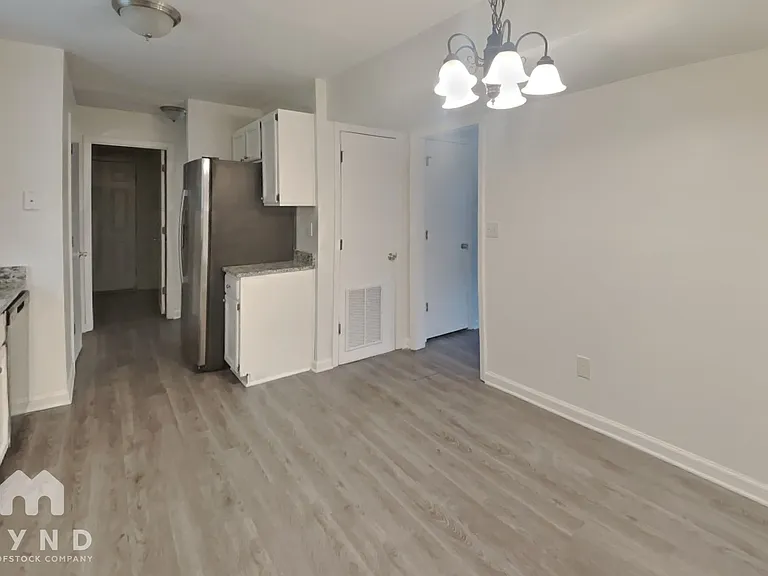 5561 Northcut Dr — Photo 6