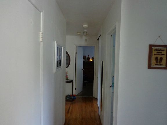 4th image of 2949 Warm Springs Dr