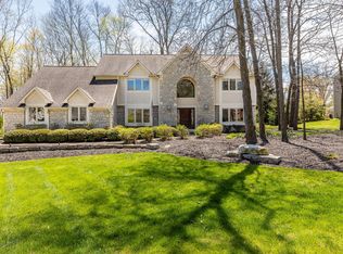 5751 Rushwood Dr, Dublin, OH 43017