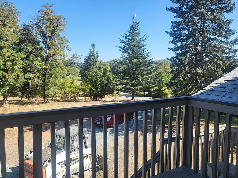 1688 NE Lynda Ln — Photo 16