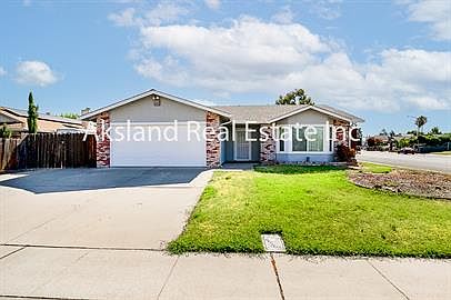 1st image of 15332 Cambridge Dr