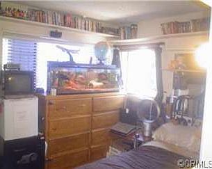 3rd image of 921 E 102nd St