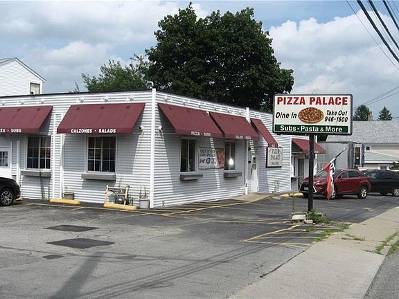2nd image of 1587 Plainfield Pike