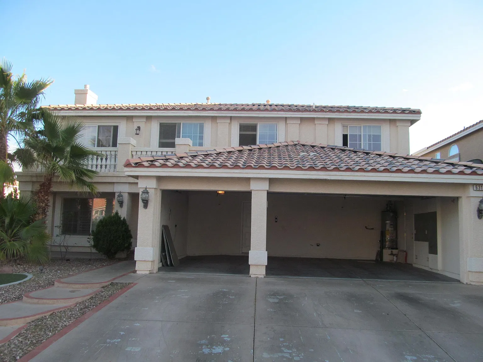 5 bed, 3297 sqft, $2,700 — Photo 2